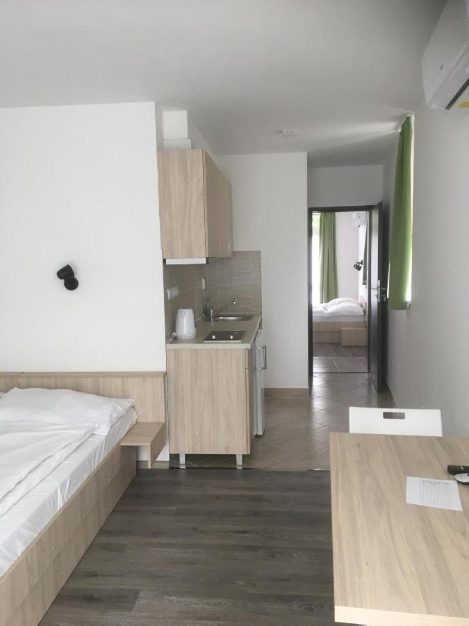 באלאטונפורד Apartmanhotel Baraton*** מראה חיצוני תמונה